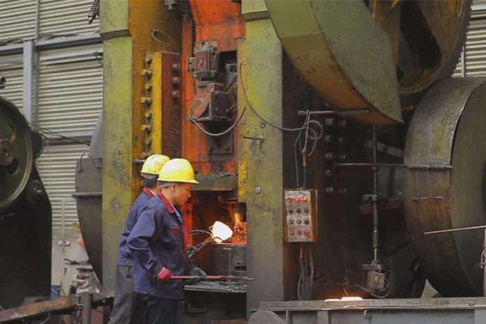 白山网架配件车间